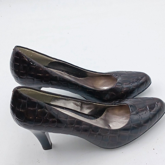Euro Soft by Soffi Shoes Dress Brown Dress Work Business Size 8M Heel‎ 3.25" - Picture 1 of 6